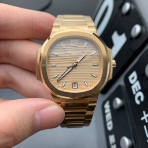 Patek Philippe Nautilus 7118/1R-010 3K Factory Rose Gold Replica Watch